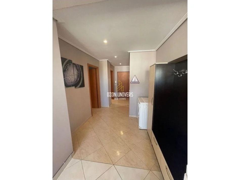 Tirane, shitet apartament 2+1+Ballkon Kati 4, 98 m² 190.000 € (Rruga Ndre Mjeda, Ish Parku)