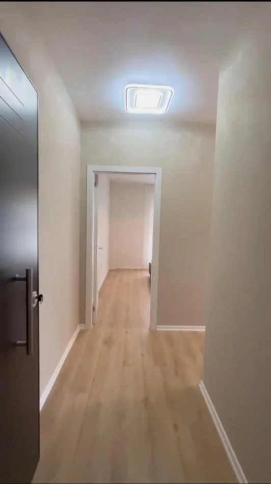 Tirane, jepet me qera apartament 1+1+Ballkon Kati 4, 73 m² 600 € (Don Bosko, Trio Tower Residence)