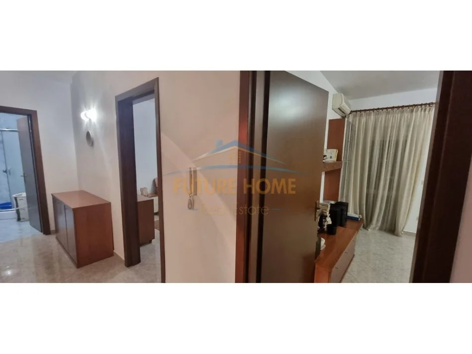 Tirane, jepet me qera apartament 1+1+Aneks+Ballkon Kati 9, 84 m² 700 € (pazari i ri)