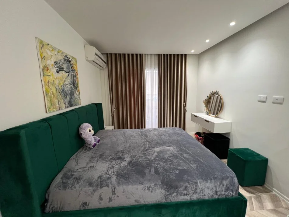 Tirane, shitet 3+1+Ballkon Kati 2, 145 m² 220.000 €