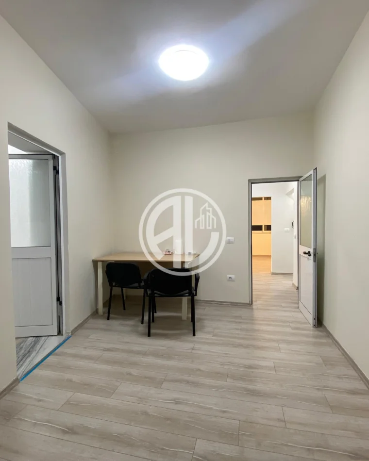 Ambient Biznesi 3+1 per Qira Bulevardi Dyrrah, Durres!