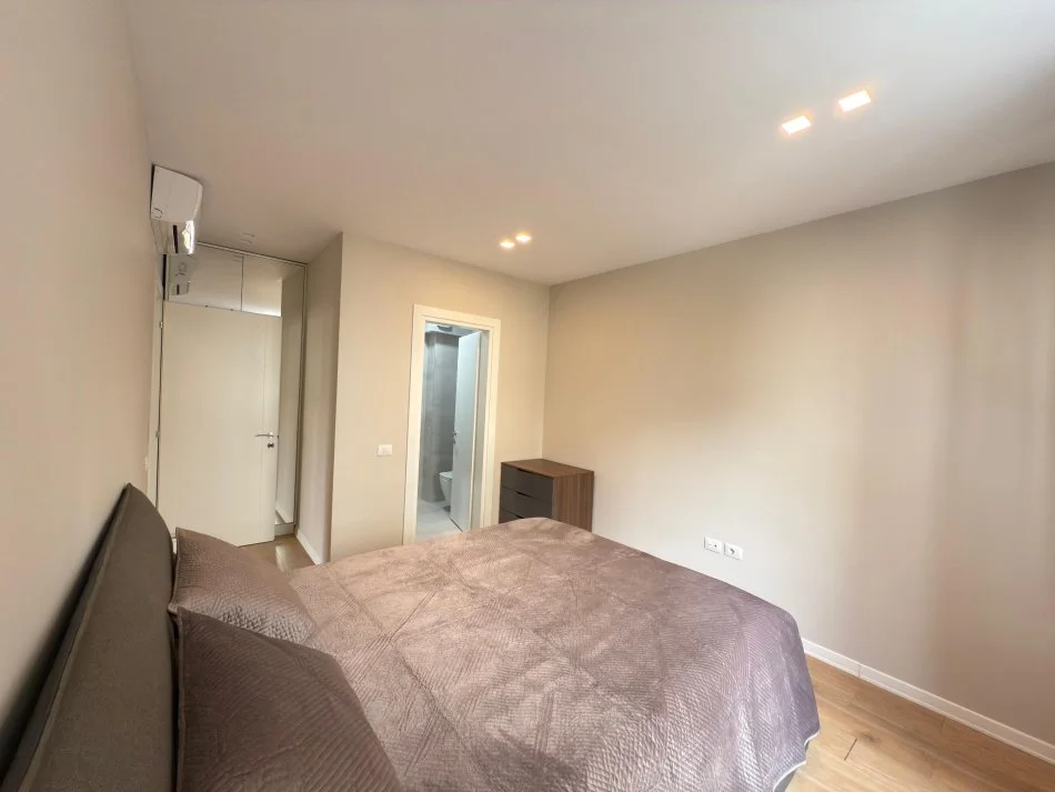 Tirane, shitet apartament 2+1 Kati 3, 92 m² 230.000 € (Liqeni i Thate)