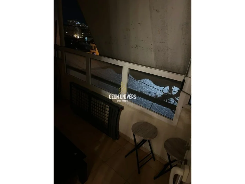 Tirane, jepet me qera apartament 2+1 Kati 4, 110 m² 600 € (Qender)