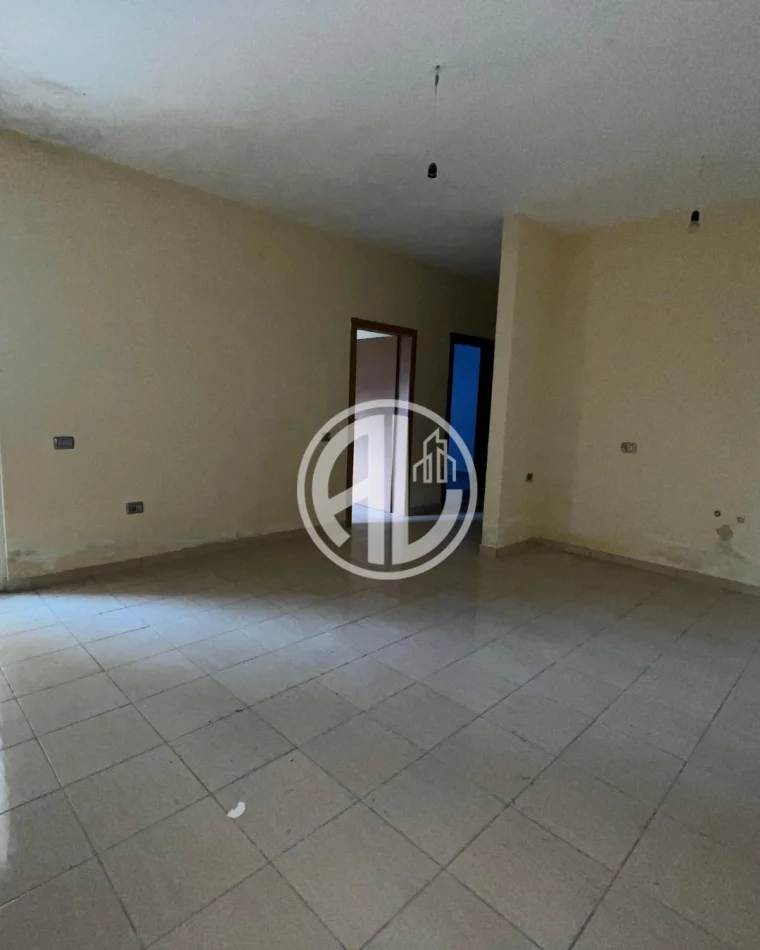 Durres, shitet 1+1+Ballkon Kati 5, 45.000 € 