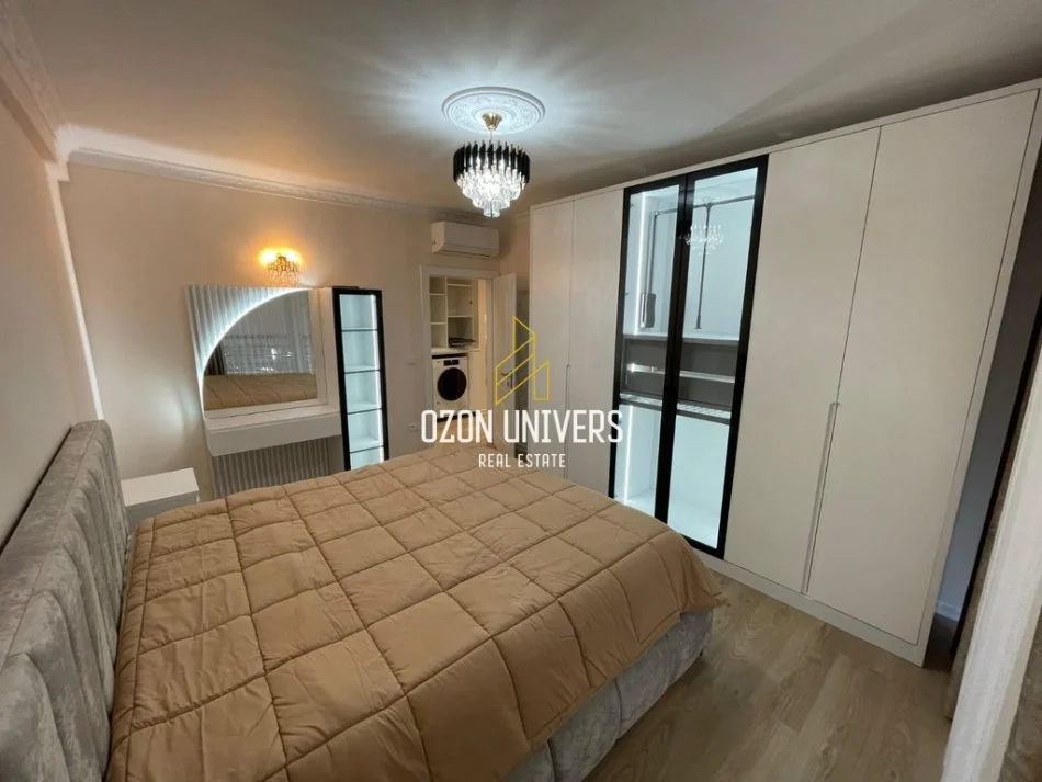 Tirane, jepet me qera apartament 2+1+Ballkon Kati 3, 120 m² 1.200 € (Kompleksi Colombo , Liqeni i Thatë)