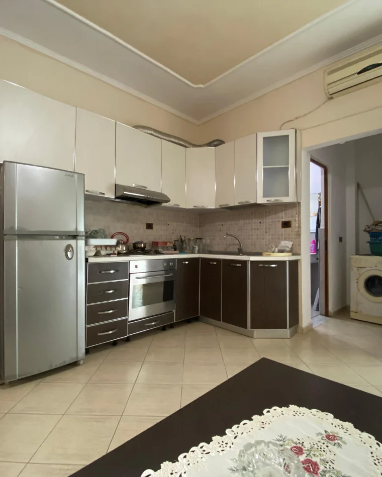 Durres, shitet apartament 1+1+Ballkon Kati 1, 66 m² 65.000 € 