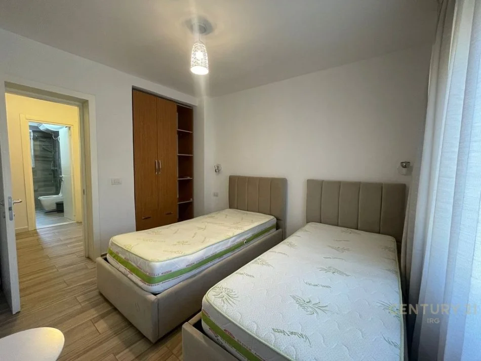 Tirane, jepet me qera apartament 2+1 Kati 2, 80 m² 750 € (Rruga Mine Peza)