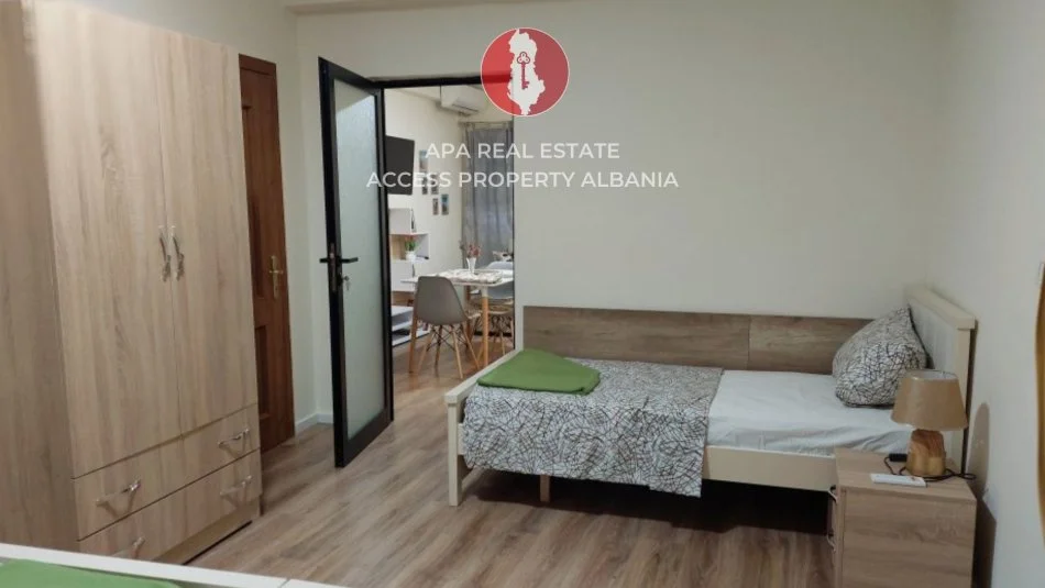 Tirane, jepet me qera apartament 1+1 Kati 1, 60 m² 600 € (Rruga Myslym Shyri)