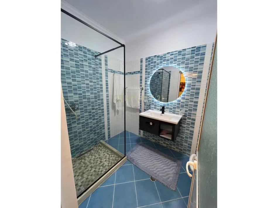 Tirane, shes apartament 2+1 Kati 3, 88 m² 145.000 € (astir)