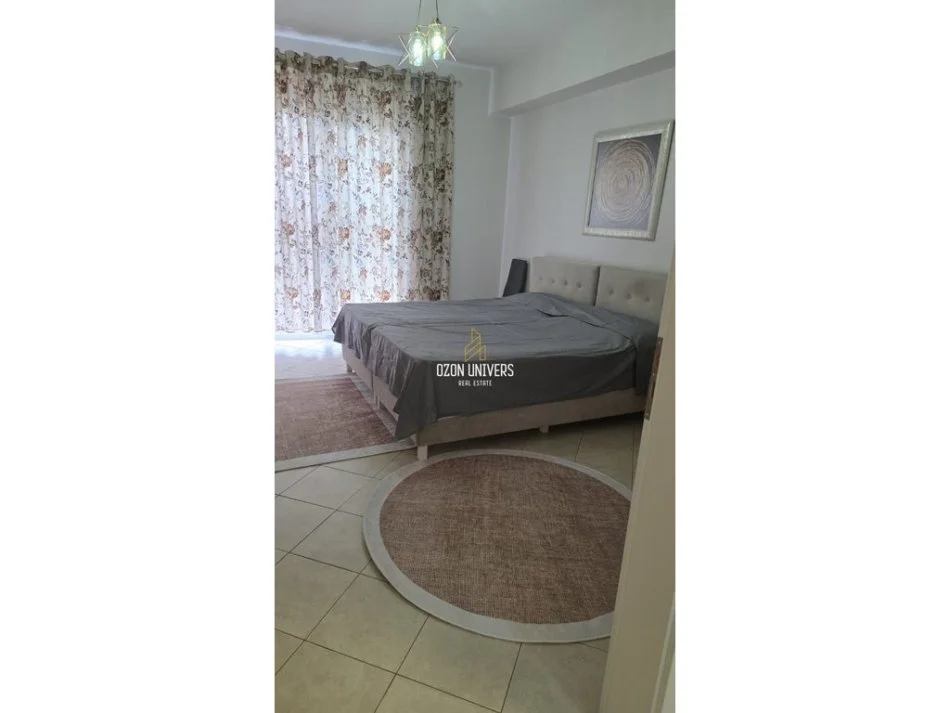 Tirane, jepet me qera apartament 1+1+Ballkon Kati 4, 70 m² 550 € (Vasil Shanto, pranë KESH-it)