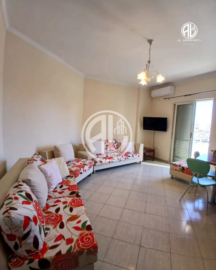 Shqiperi, jepet me qera 2+1+Ballkon Kati 5, 450 € 