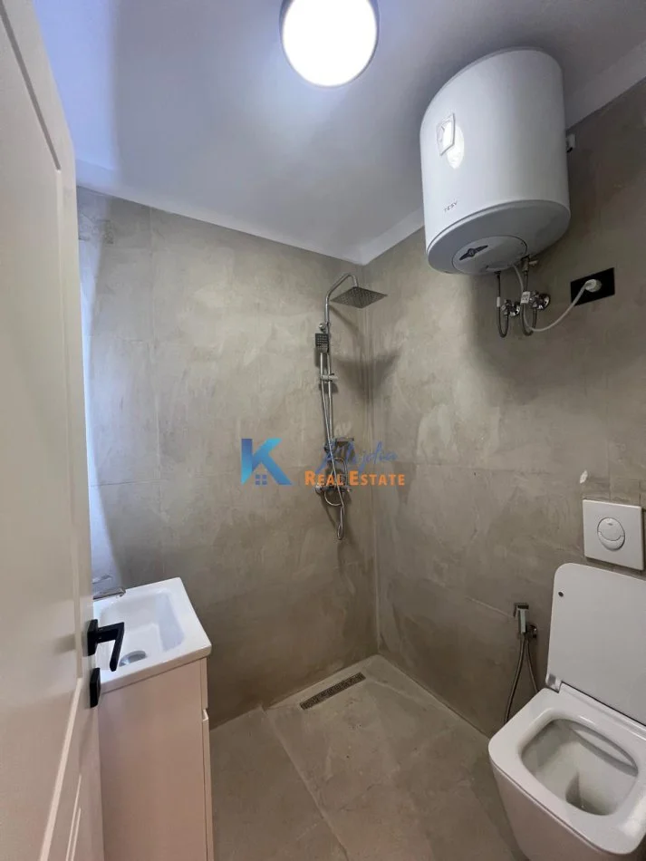 Tirane, shitet apartament 1+1 Kati 1, 40 m² 105.000 € (tek Mozaiku i Tiranës)