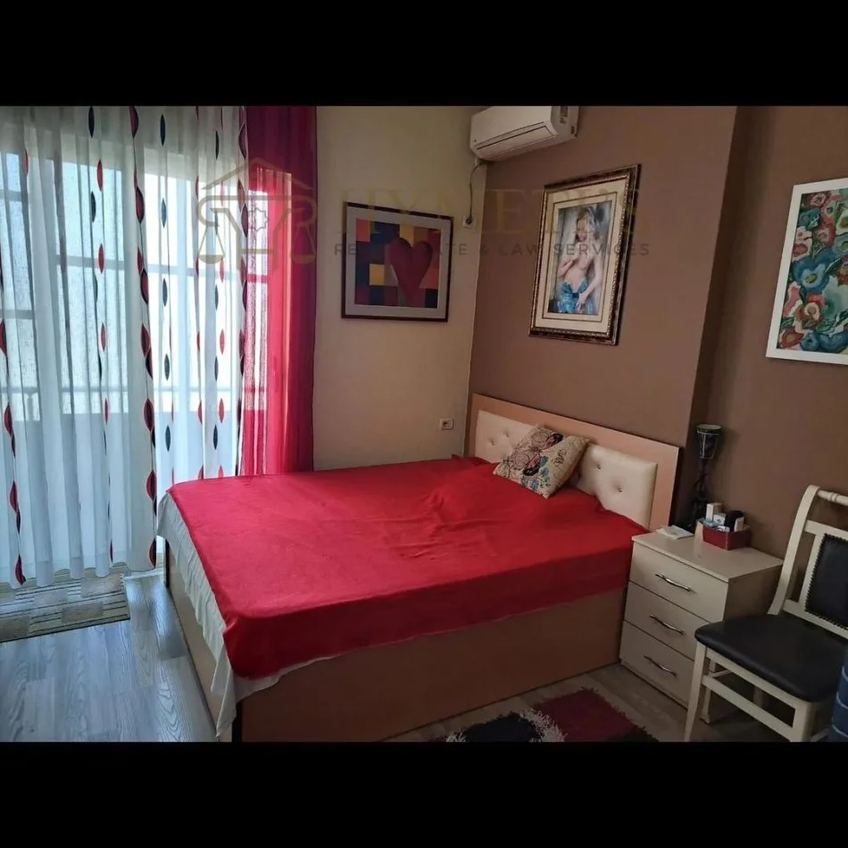 Tirane, shitet apartament 1+1 Kati 3, 55 m² 102.775 € (Fresku)