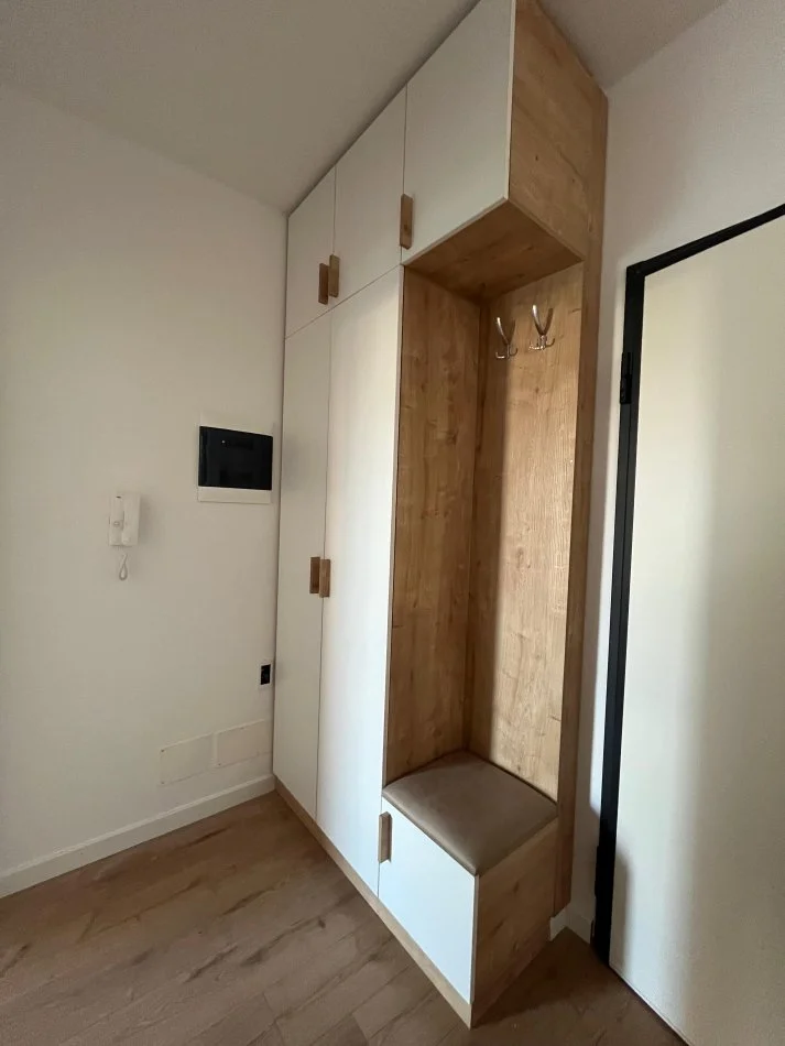 Tirane, jap me qera apartament 1+1+Ballkon Kati 2, 70 m² 700 € (Don Bosko, Trio Tower Residence)