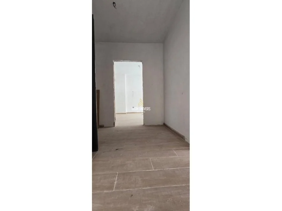 Tirane, shitet apartament 1+1+Ballkon Kati 1, 73 m² 130.000 € (Rruga Jordan Misja)
