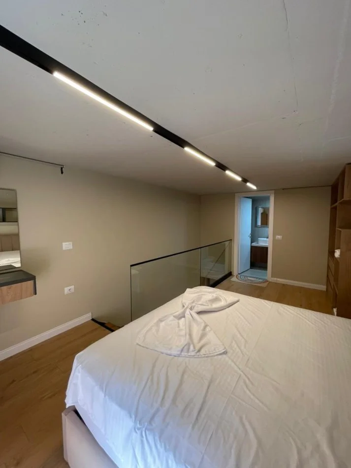 Tirane, jepet me qera apartament 1+1+Ballkon , 70 m² 120.000 € 