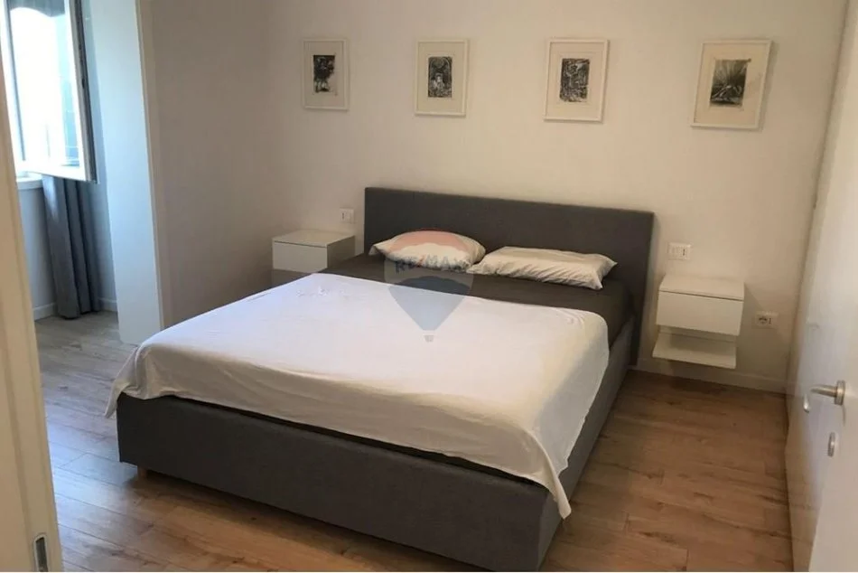 Tirane, jepet me qera apartament 1+1 Kati 4, 60 m² 650 € 