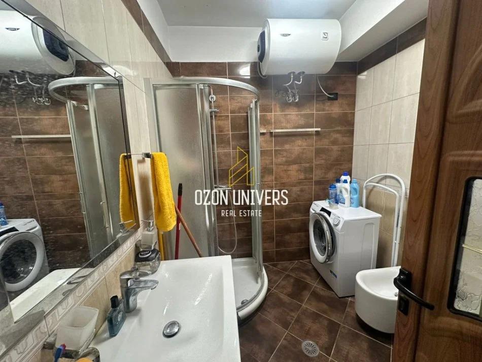 Shqiperi, jepet me qera apartament 2+1 Kati 2, 82 m² 700 € (kodra e diellit)