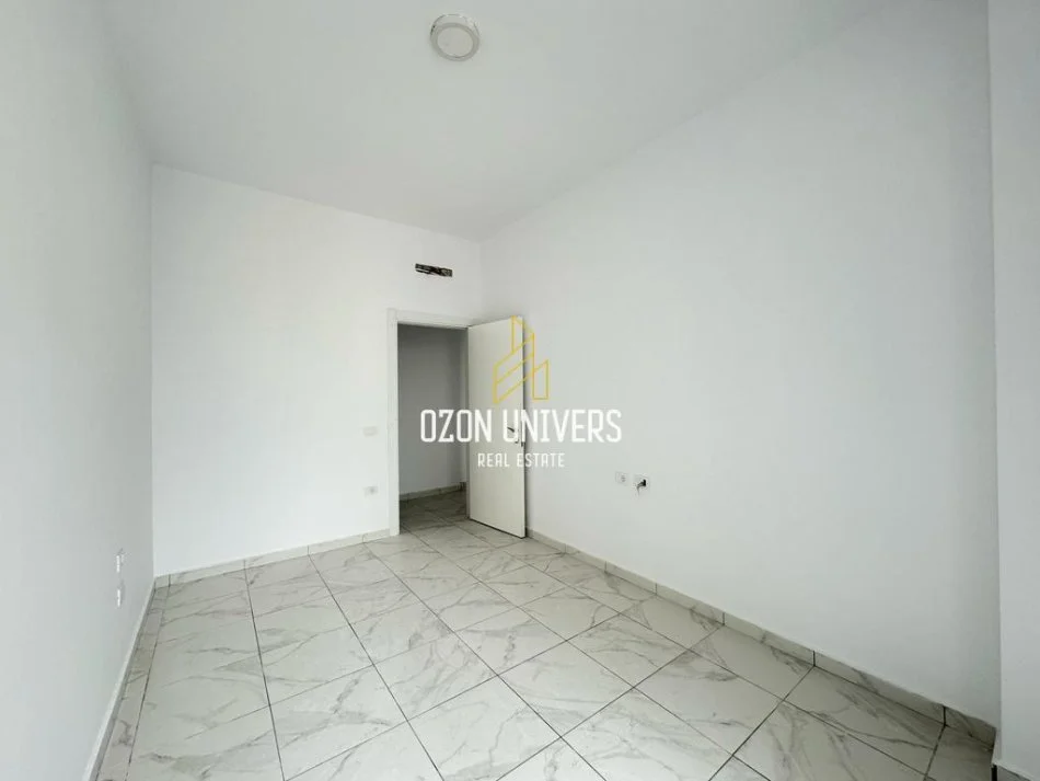 Apartament 3+1+2 për Qira tek Nisharaku pranë Square 21!