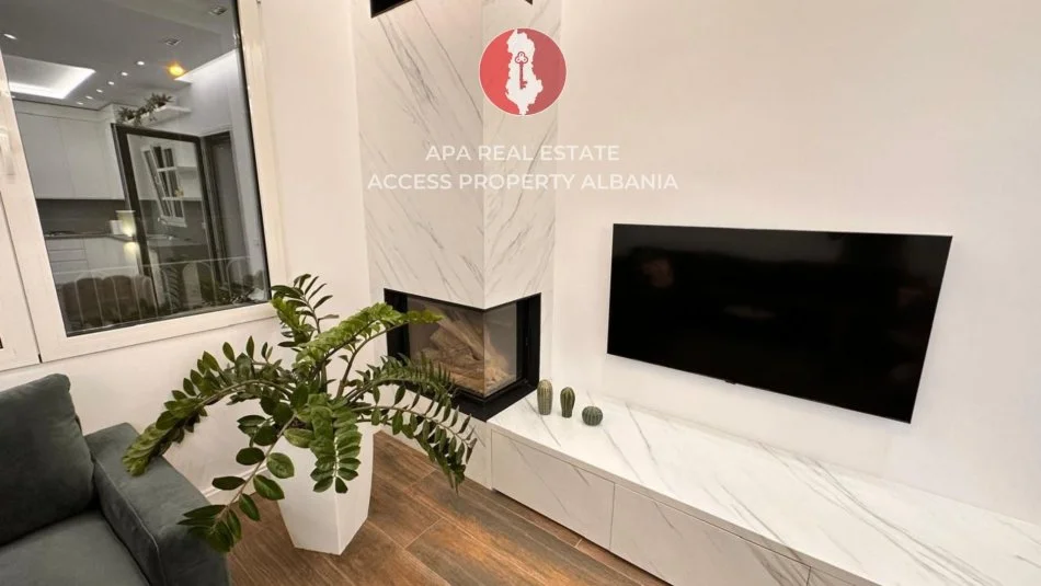 Tirane, jepet me qera Vile 4+1+Aneks+Ballkon Kati 0, 190 m² (Mullet)