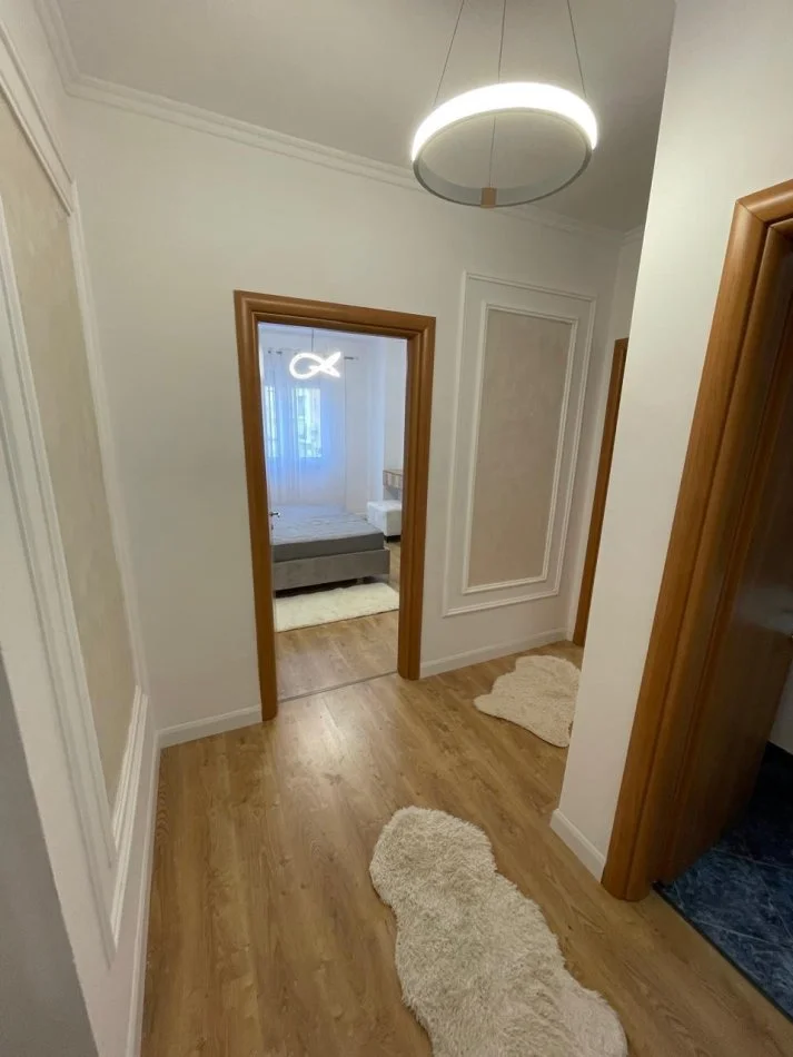 Tirane, shitet apartament 1+1+Ballkon , 65 m² 109.000 € 