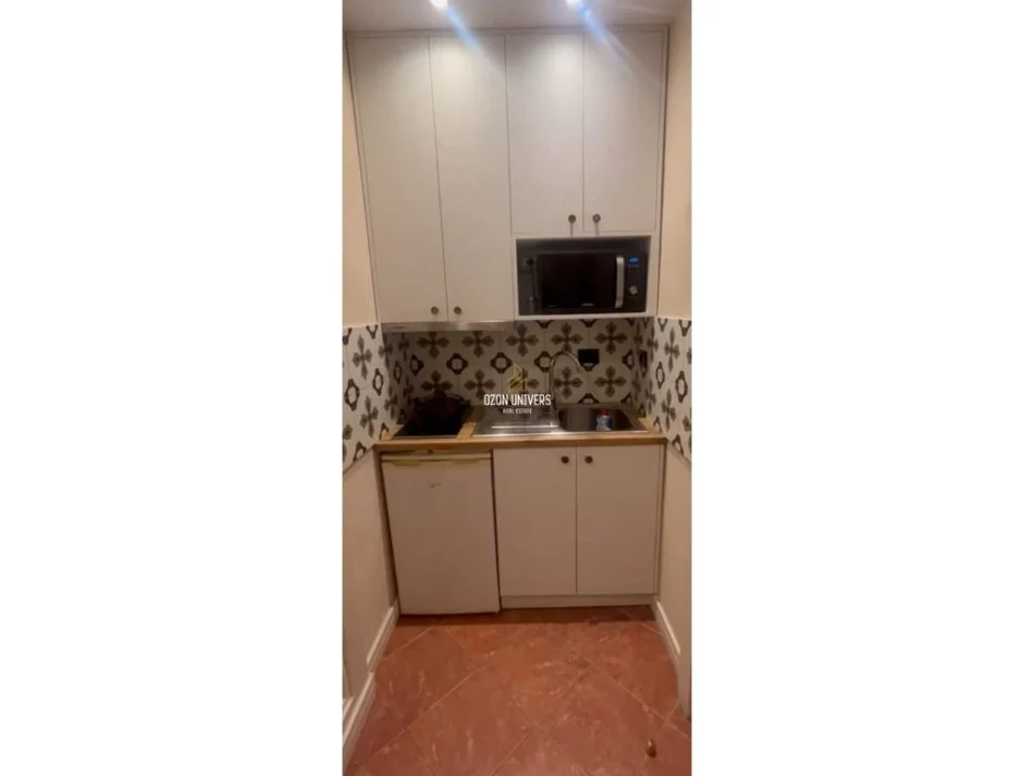 Tirane, shitet apartament 2+1+Ballkon Kati 7, 112 m² 360.000 € (Rruga Kostandin Kristoforidhi)