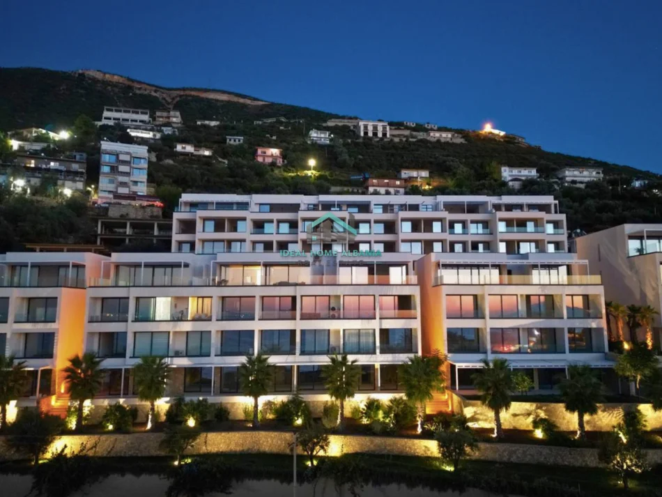 shitet apartament+verande | Penthouse 3+1+Aneks+Ballkon Kati 3, 780.000 € (vlore)