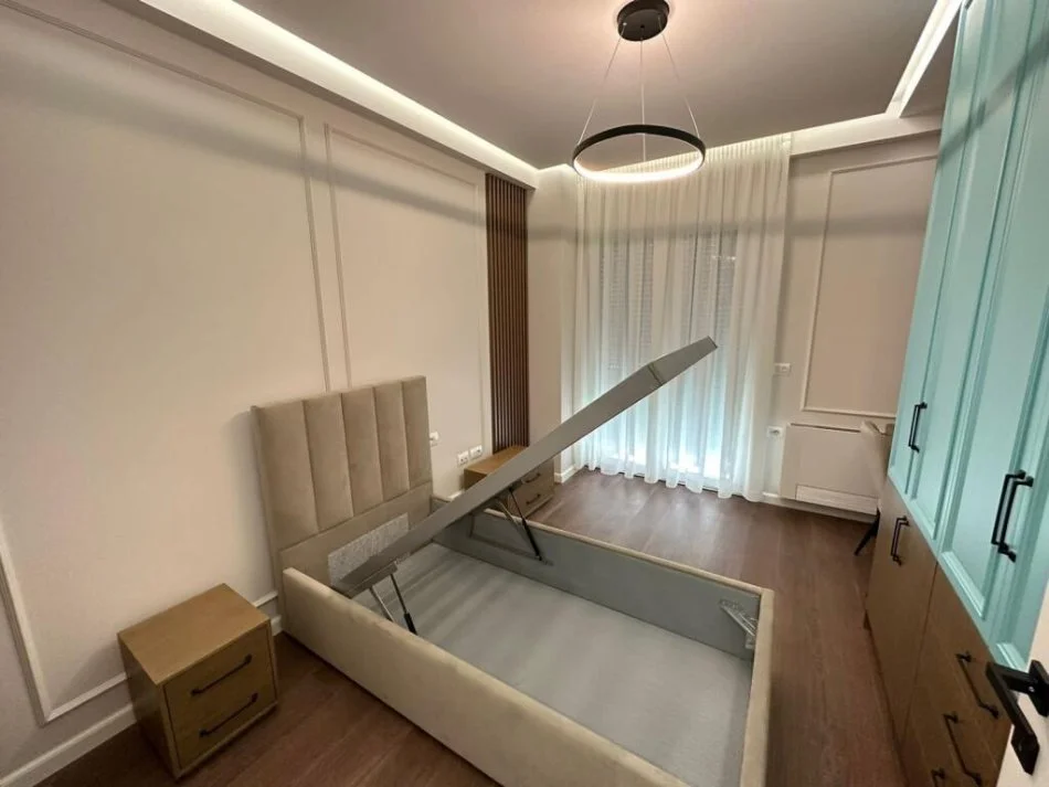 Tirane, jepet me qera apartament 2+1+Ballkon Kati 6, 90 m² 1.700 € (Rruga Kosovareve)