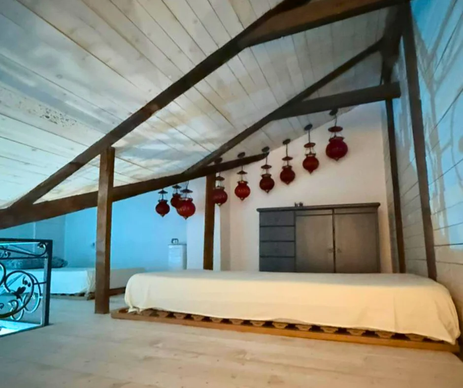 Tirane, jepet me qera shtepi 2+1 Kati 0, 160 m² 1.300 € (Gjimnazi Petro Nini)