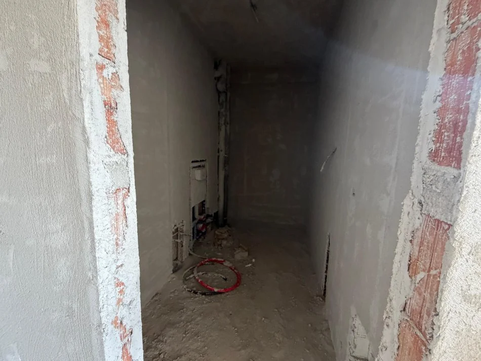 Tirane, shitet apartament 1+1+Ballkon Kati 8, 67 m² 53.700 € (Rrethi Ullirit, Kamez)