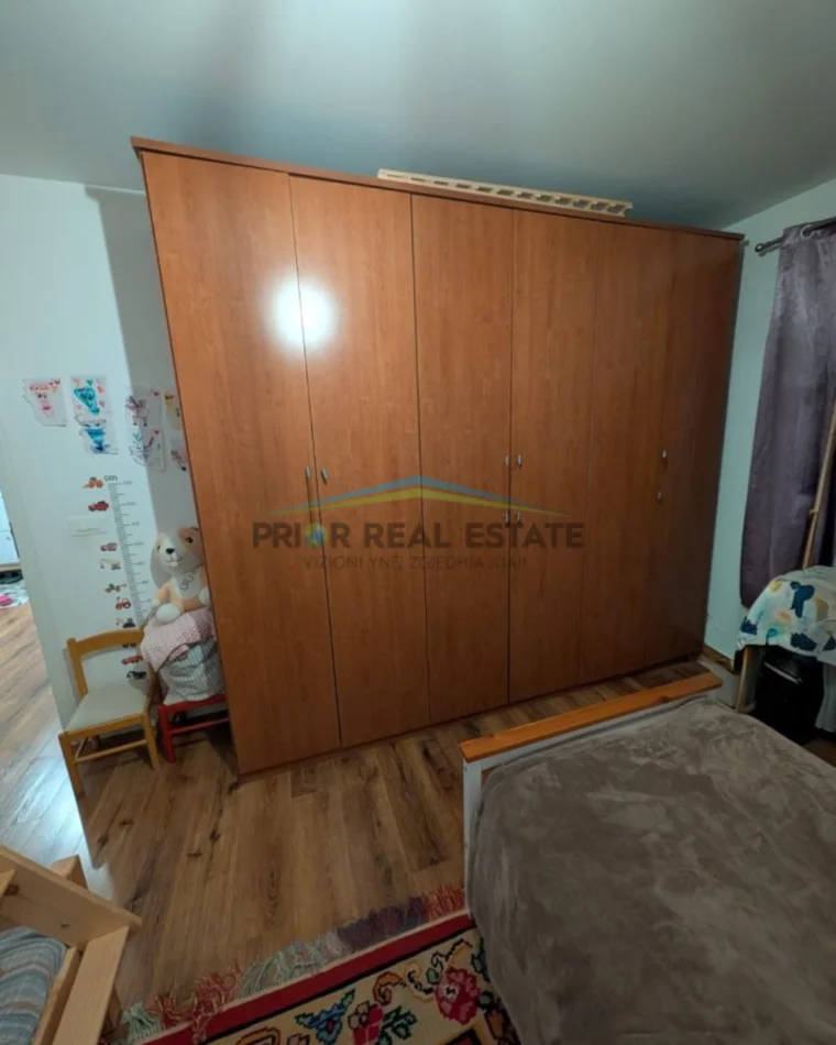 Tirane, shitet apartament 2+1 Kati 3, 75 m² 191.800 € (Rruga Kongresi i Lushnjes)