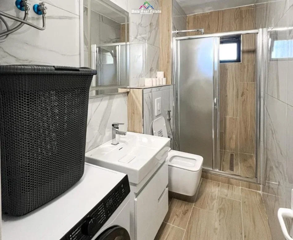 Tirane, jepet me qera apartament 2+1 Kati 3, 75 m² 750 € (stadiumi dinamo)