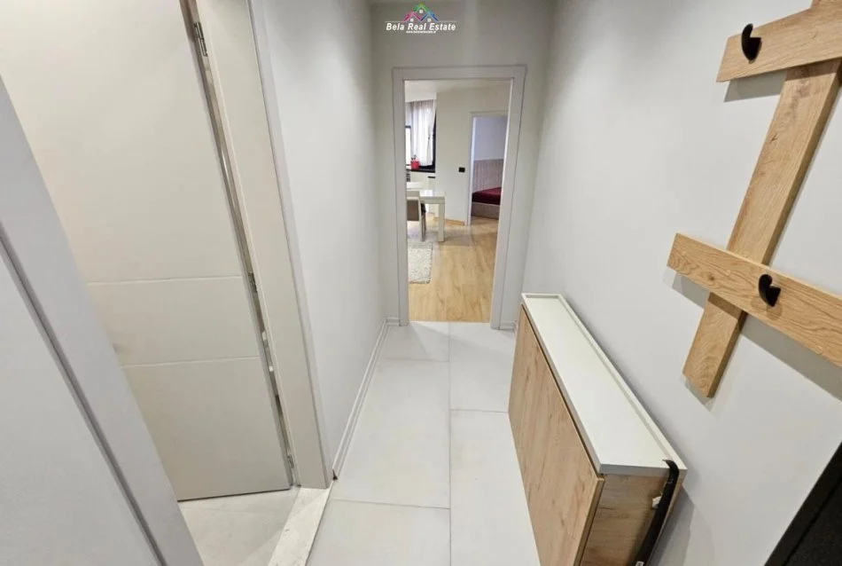 Tirane, jepet me qera apartament 1+1 Kati 4, 75 m² 830 € (vasil shanto)