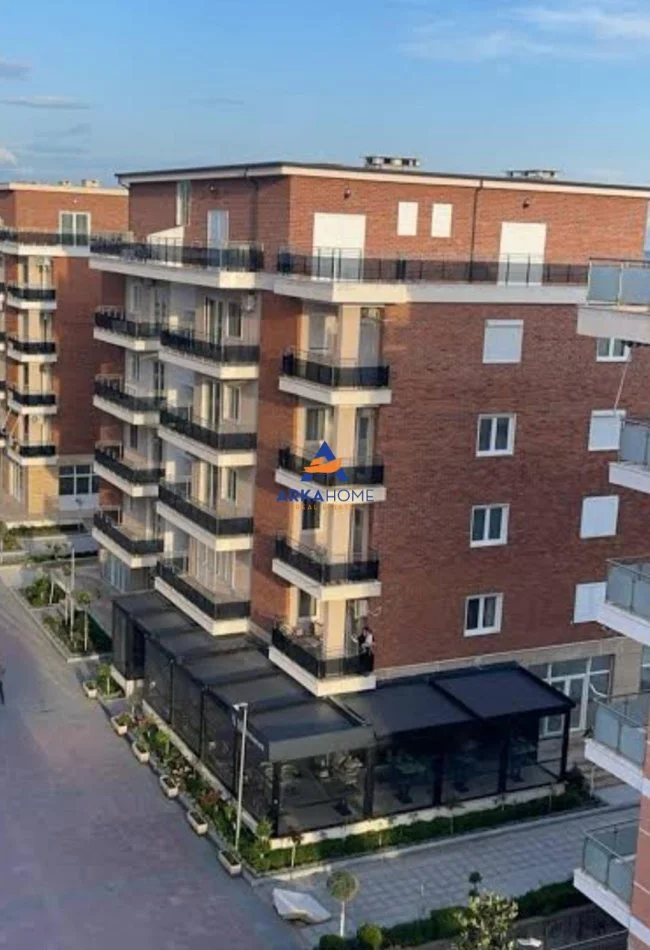 Shkoder, shitet apartament 2+1+Ballkon Kati 1, 109 m² 239.800 € 