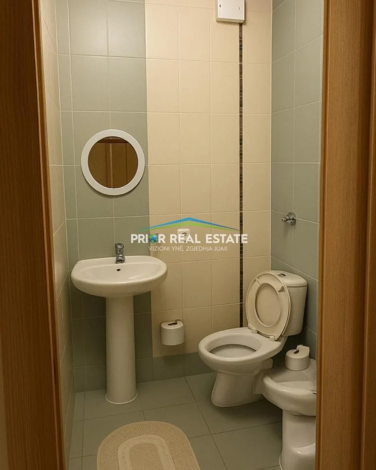 Durres, jepet me qera apartament 1+1 Kati 5, 55 m² 500 € (Golem)