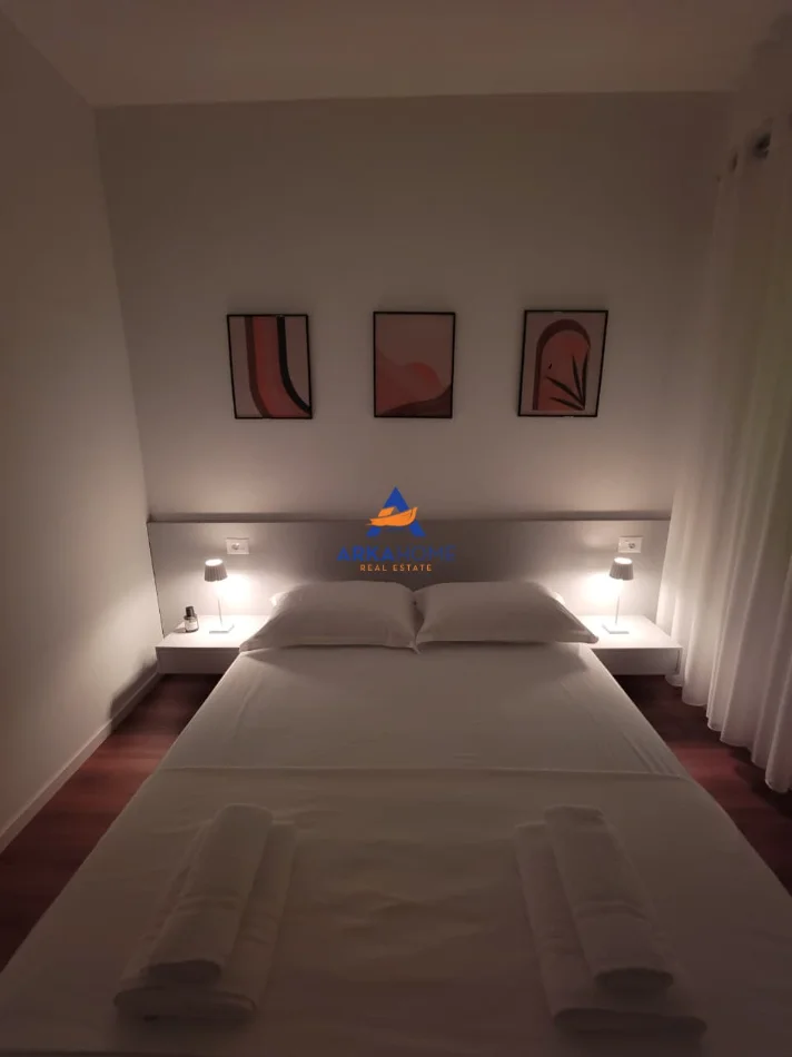 Tirane, jepet me qera apartament 1+1+Ballkon Kati 1, 50 m² 600 € 