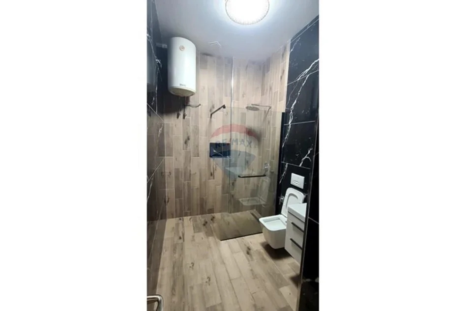 Tirane, shitet apartament Kati 1, 115 m² 130.000 € (Plazh Durres)