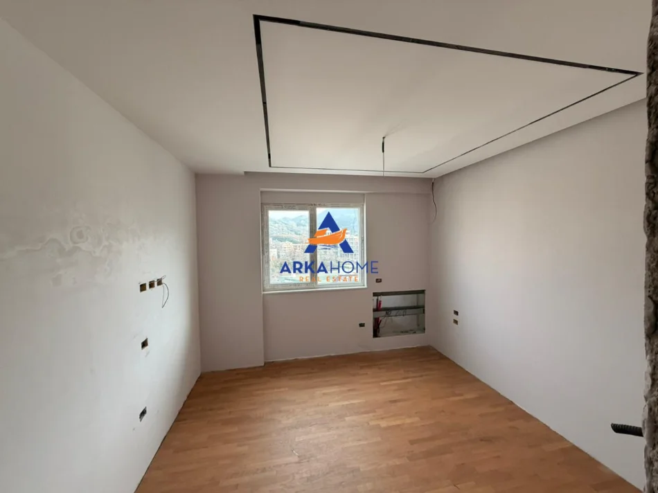 Tirane, shitet apartament+verande | Penthouse 4+1+Ballkon Kati 6, 231 m² 700.000 € 