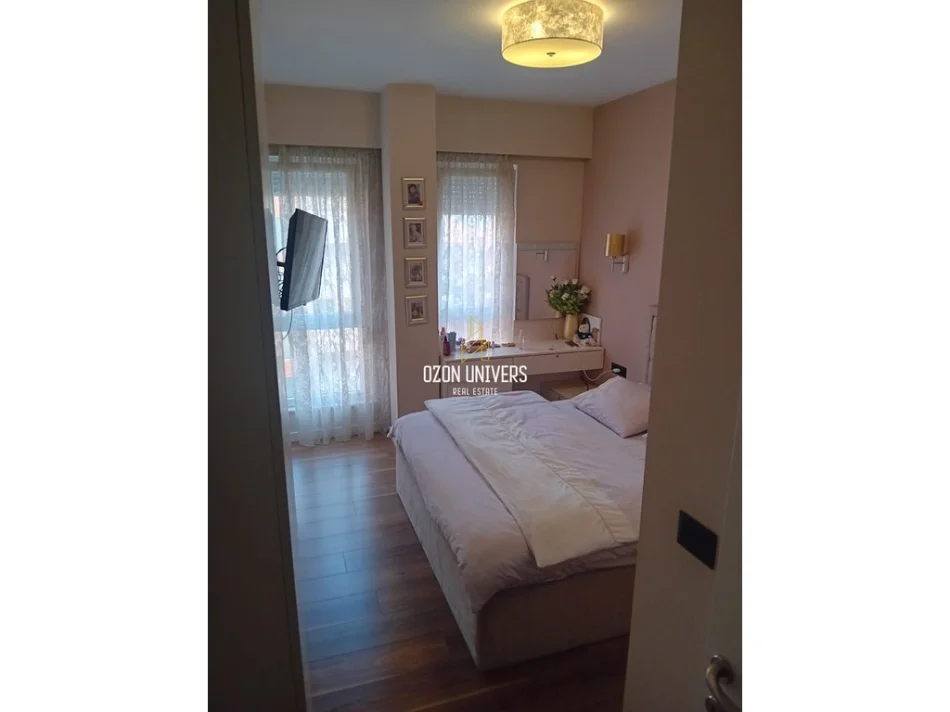 Tirane, jepet me qera apartament duplex Dublex Kati 4, 120 m² 1.100 € (5 Maji)
