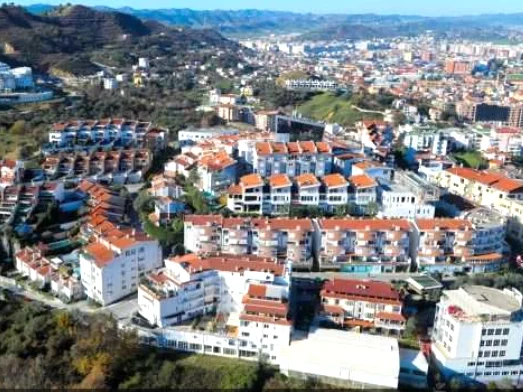 Tirane, shitet apartament duplex 2 Katshe Kati 0, 274 m² 350.000 € (Rruga Kodra e Diellit)