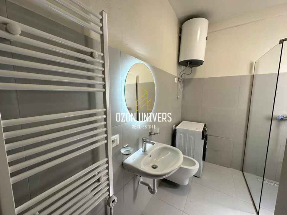 Tirane, jepet me qera apartament 1+1+Ballkon Kati 2, 65 m² 550 € (River Residence, Astir)