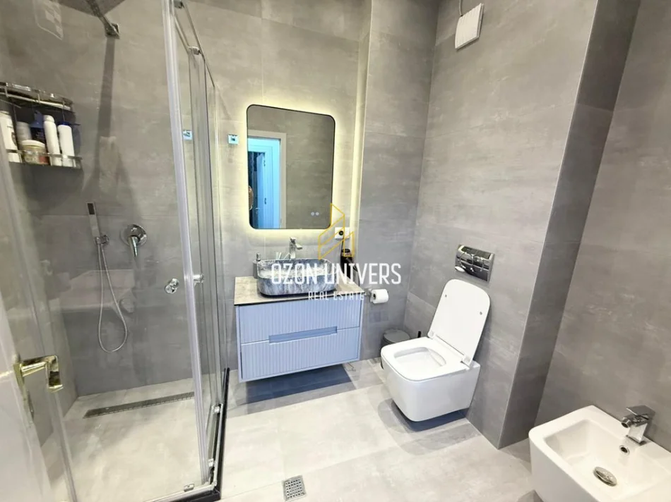 Tirane, jepet me qera apartament 2+1+Ballkon Kati 3, 92 m² 600 € (Fresk)