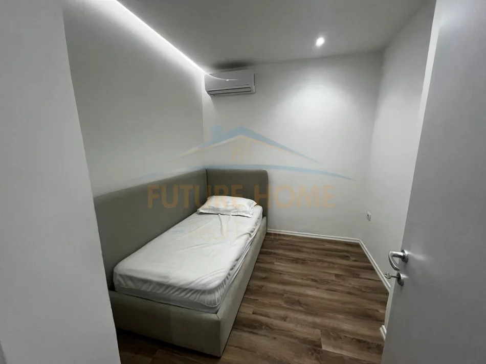 Tirane, jepet me qera apartament 2+1 Kati 1, 75 m² 750 € (Rruga e Bogdaneve)