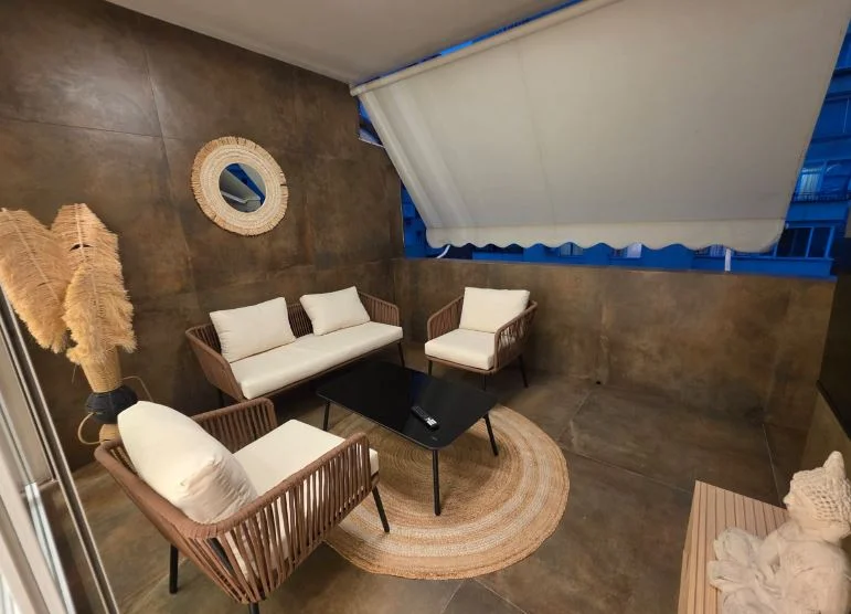 Shqiperi, shitet apartament 2+1+Ballkon Kati 8, 112 m² 305.000 € 