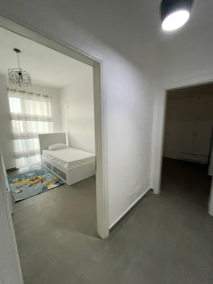 Tirane, shes apartament 2+1+Aneks+Ballkon Kati 5, 113 m² 102.000 € (Kamez)