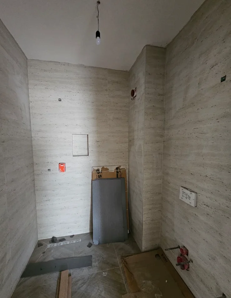 Tirane, shitet apartament 2+1 , 95 m² 125.000 € 