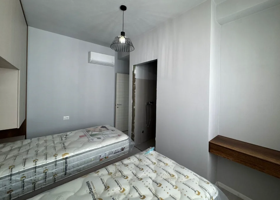 Tirane, jepet me qera apartament 2+1 , 100 m² 750 € 