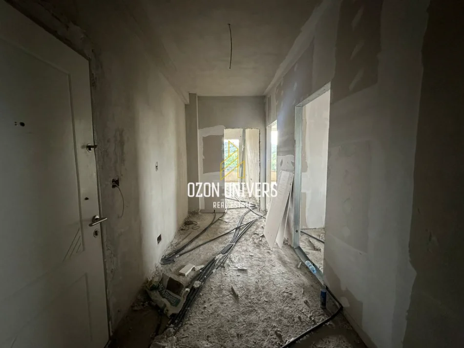 Tirane, shitet apartament 2+1+Ballkon Kati 7, 95 m² 120.000 € (Astir)