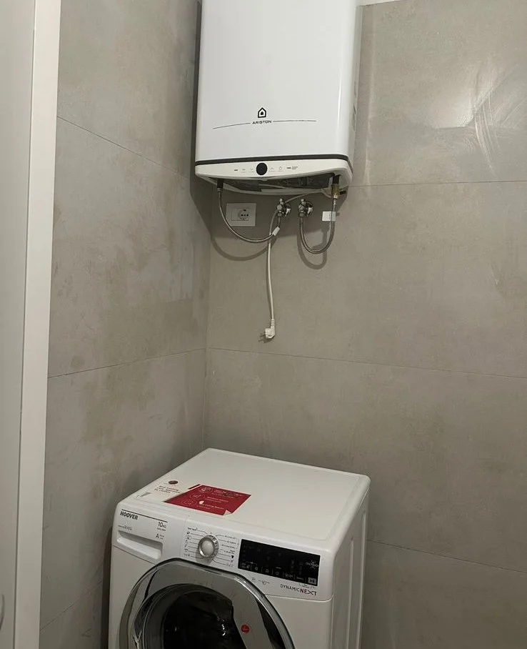 Tirane, jepet me qera apartament 2+1 Kati 2, 105 m² 500 € 