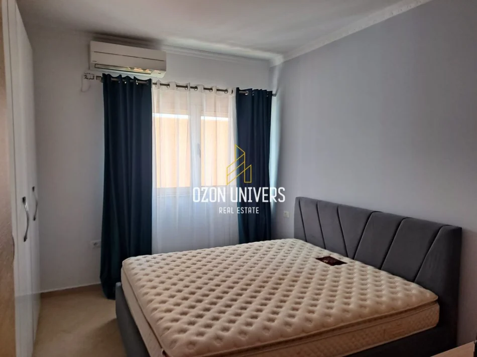 Tirane, shitet apartament 2+1+Ballkon Kati 4, 108 m² 260.000 € (Liqeni i Thatë)